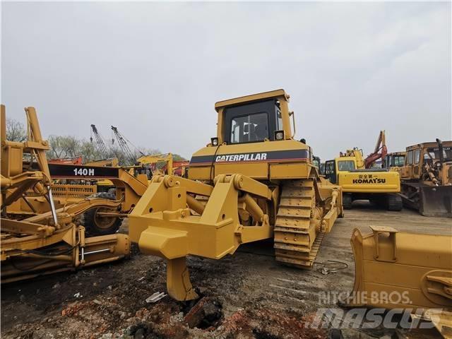 CAT D7H Kāpurķēžu buldozeri