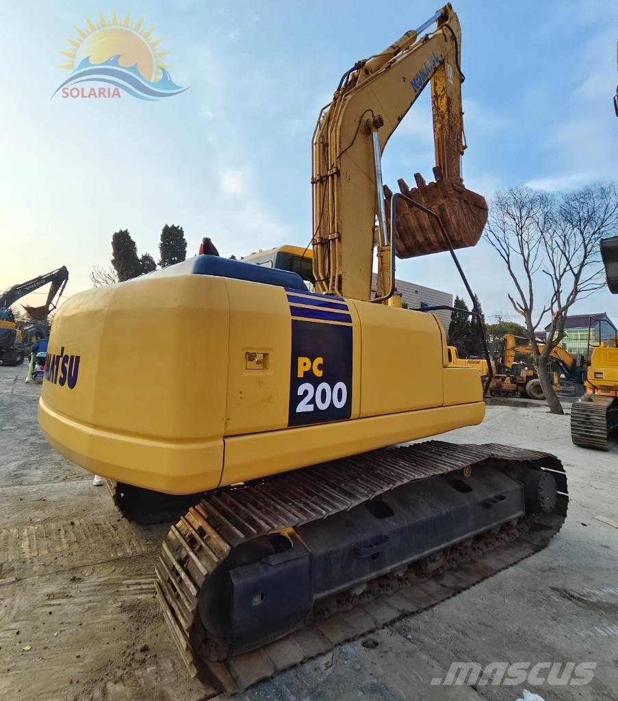 Komatsu PC 200-7 Kāpurķēžu ekskavatori