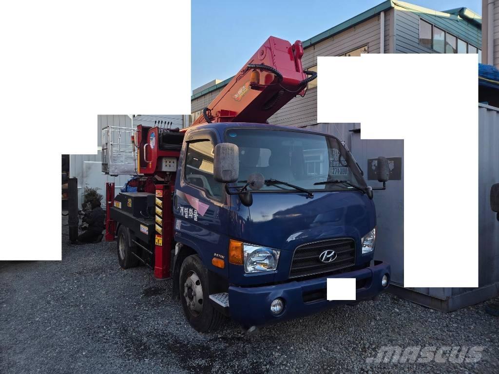 Novas 350QS Pacēlāji uz automašīnas bāzes