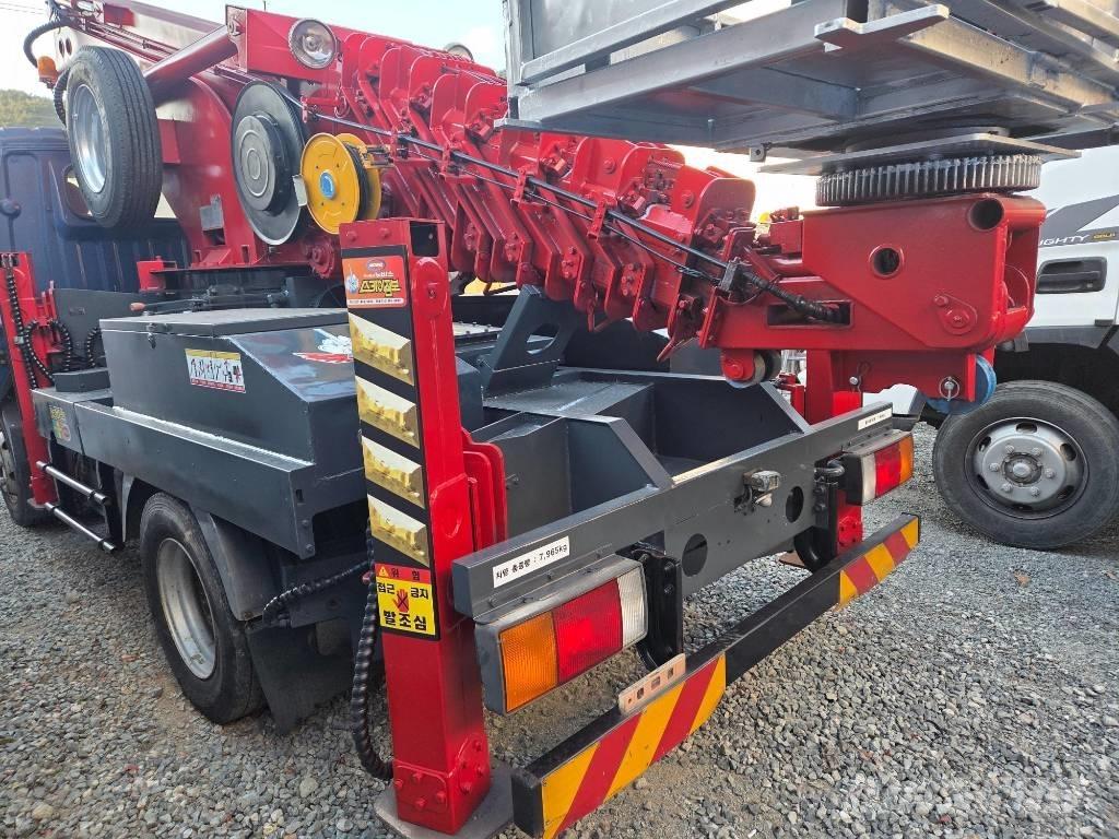 Novas 350QS Pacēlāji uz automašīnas bāzes