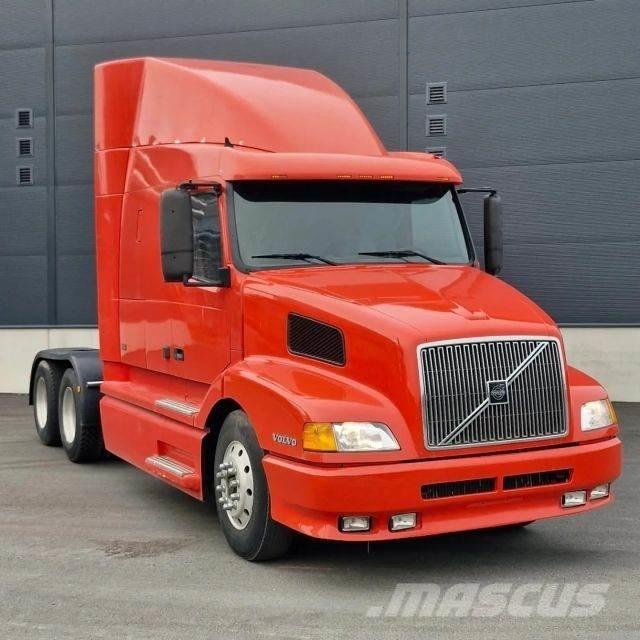 Volvo VNL-4 Vilcēji