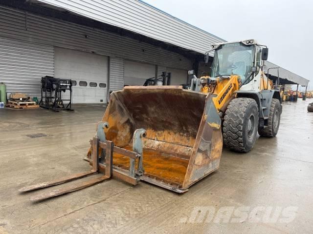 Liebherr L 538 Iekrāvēji uz riteņiem