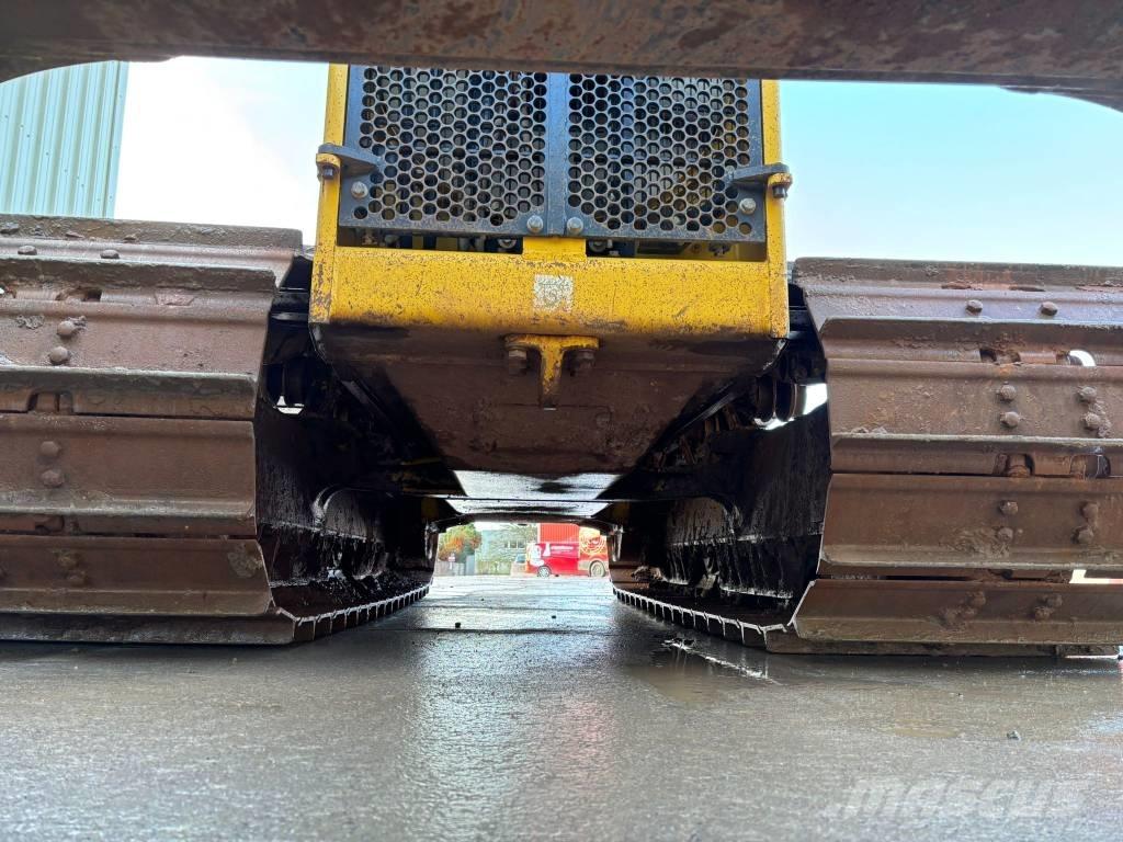 Komatsu D65PX-18E0 Kāpurķēžu buldozeri