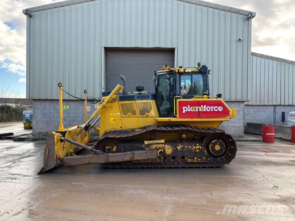 Komatsu D65PX-18E0 Kāpurķēžu buldozeri