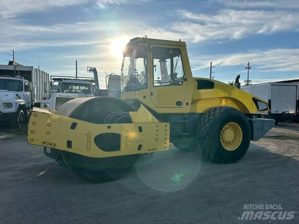 Bomag BW 219 D H-4 Vienvalča grunts veltņi