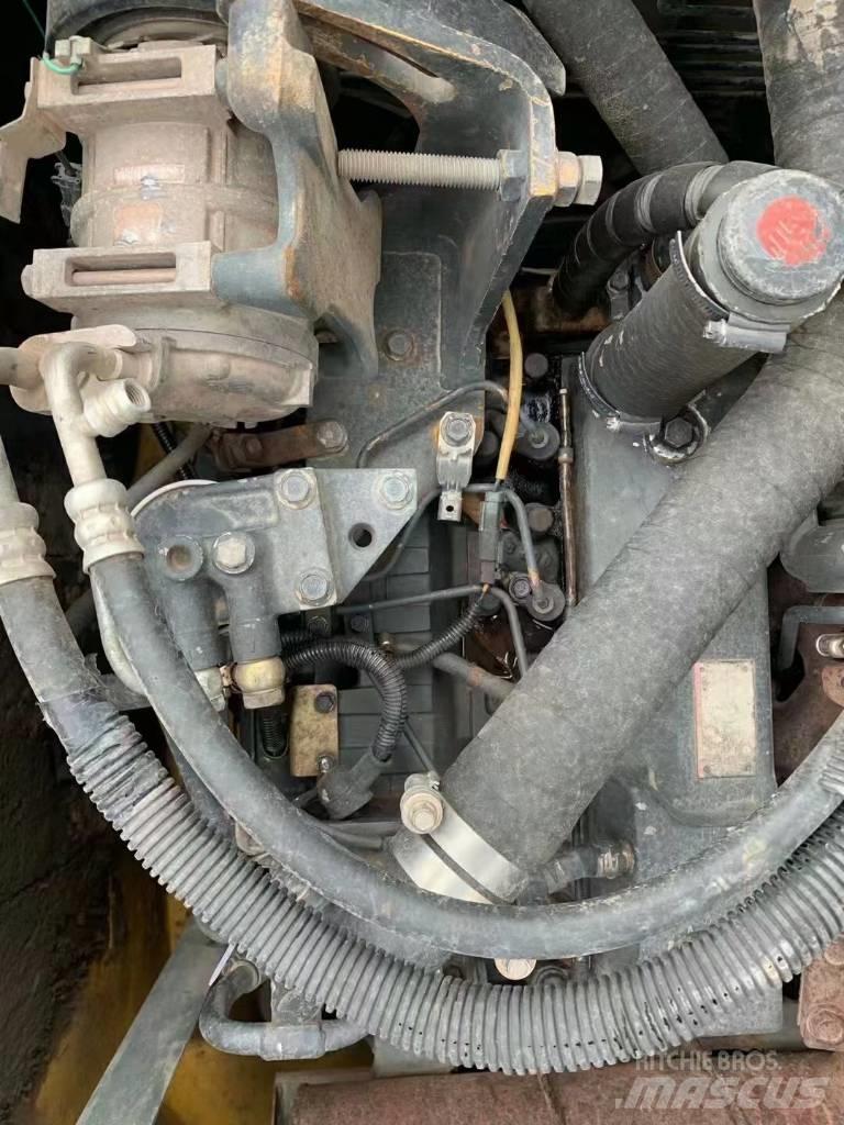 Komatsu PC 138 US Vidēja lieluma ekskavatori 7 t - 12 t