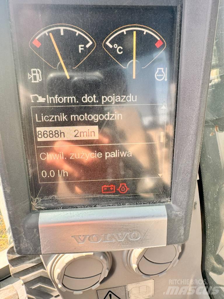 Volvo ECR 235 C L Kāpurķēžu ekskavatori