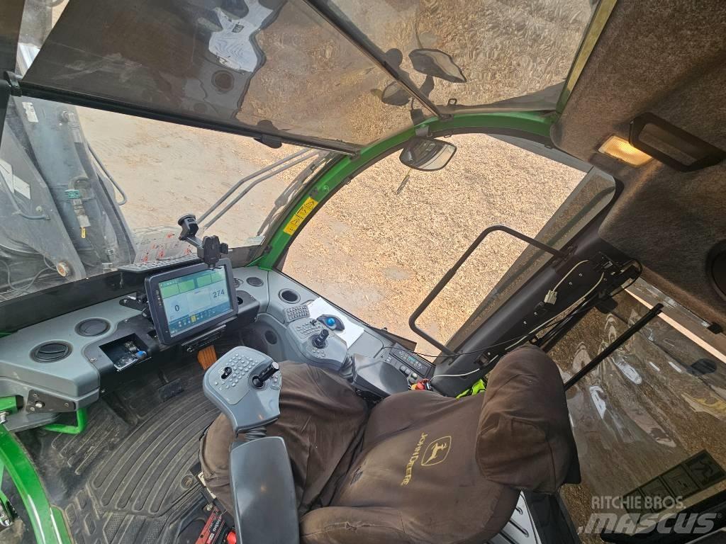 John Deere 1070 G Harvesteri