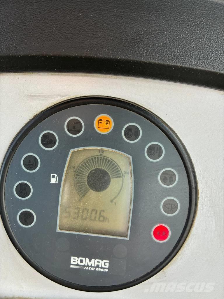 Bomag BW 216PDH4 Augsnes blīvētāji