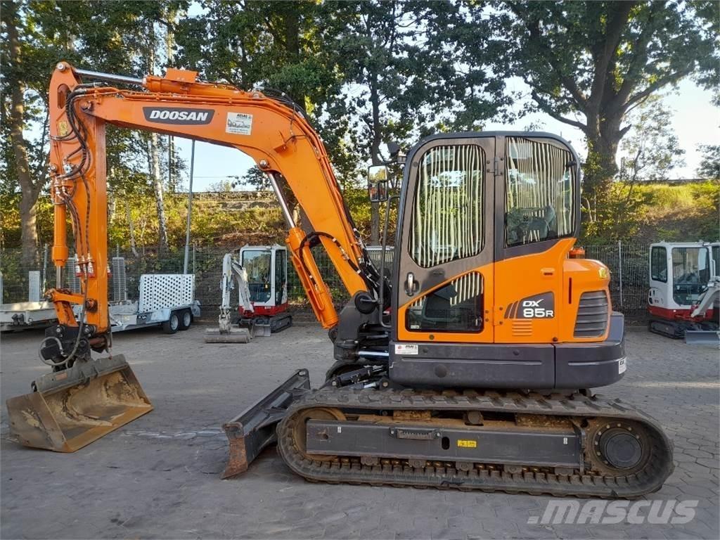 Doosan DX85R-3 Vidēja lieluma ekskavatori 7 t - 12 t