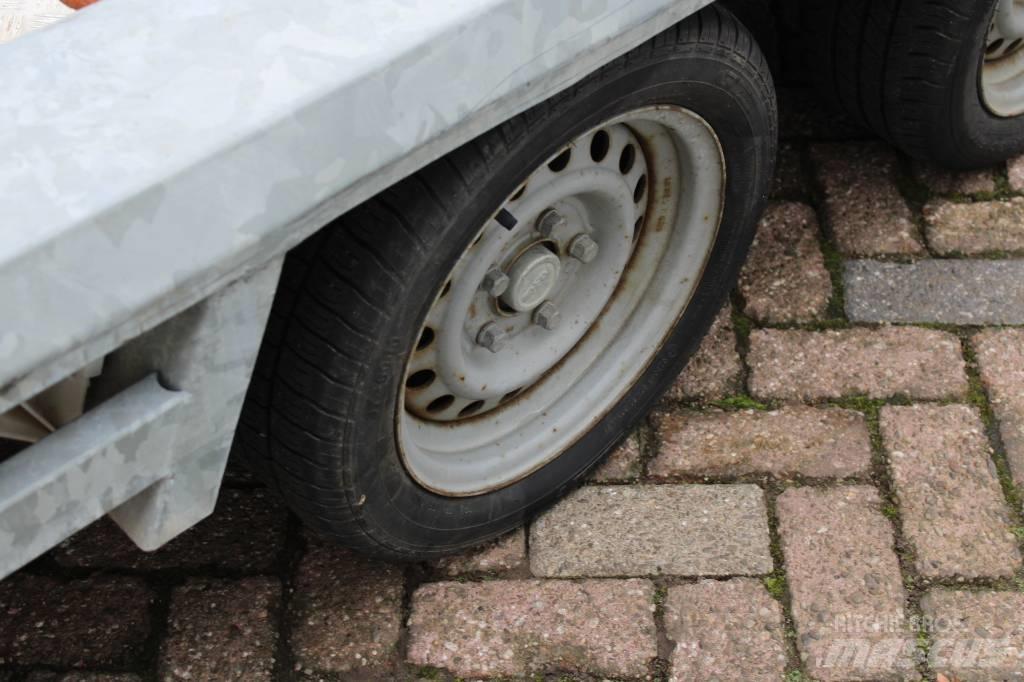 Hulco Terrax-2 Auto pārvadāšanas treileri