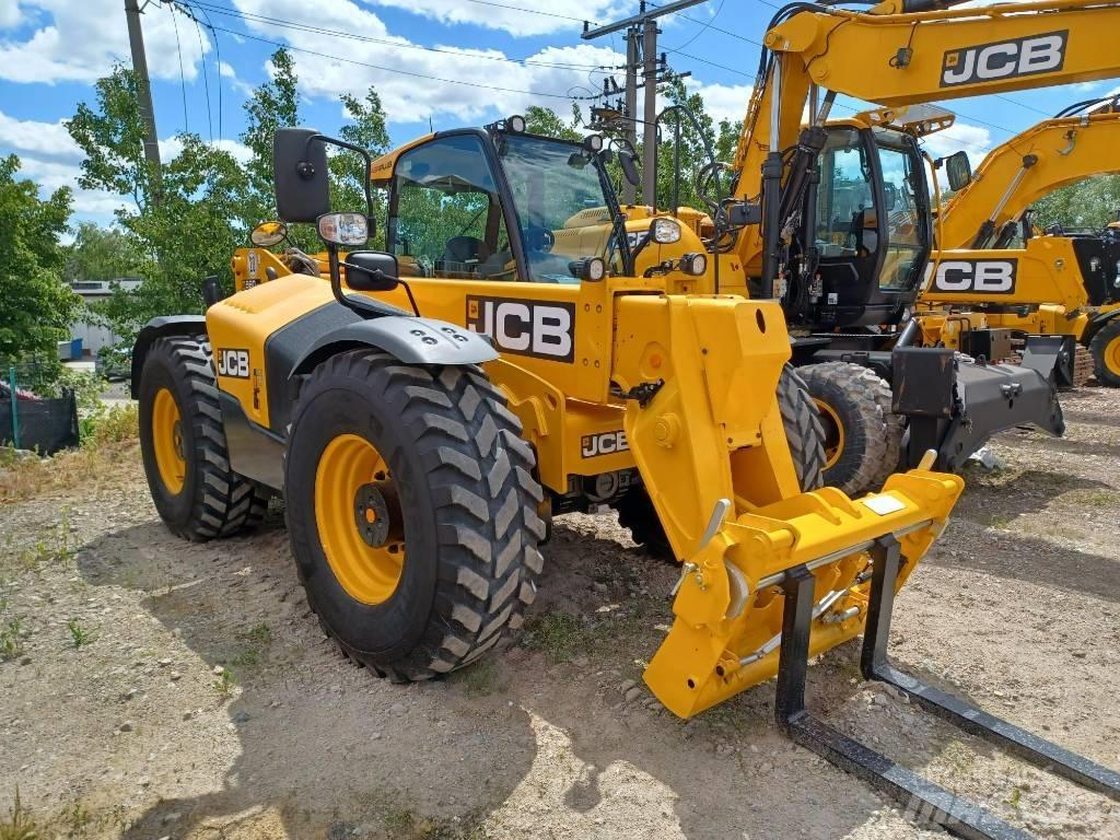 JCB 560-80 Agri Plus Teleskopiskie manipulatori
