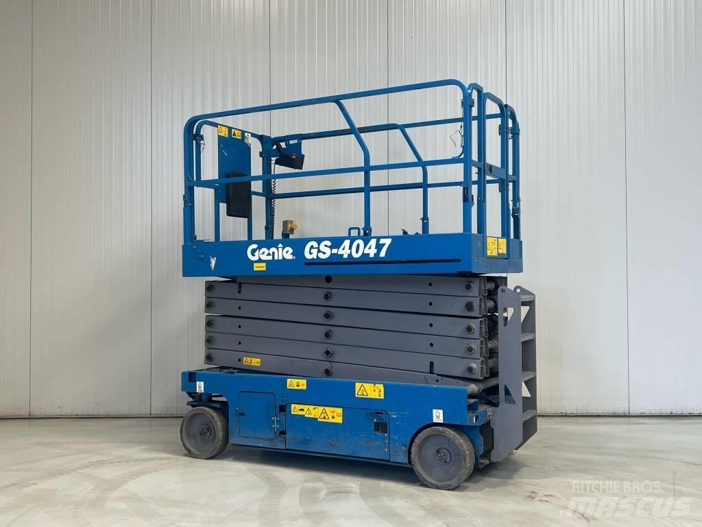 Genie GS-4047 Šķerveida pacēlāji