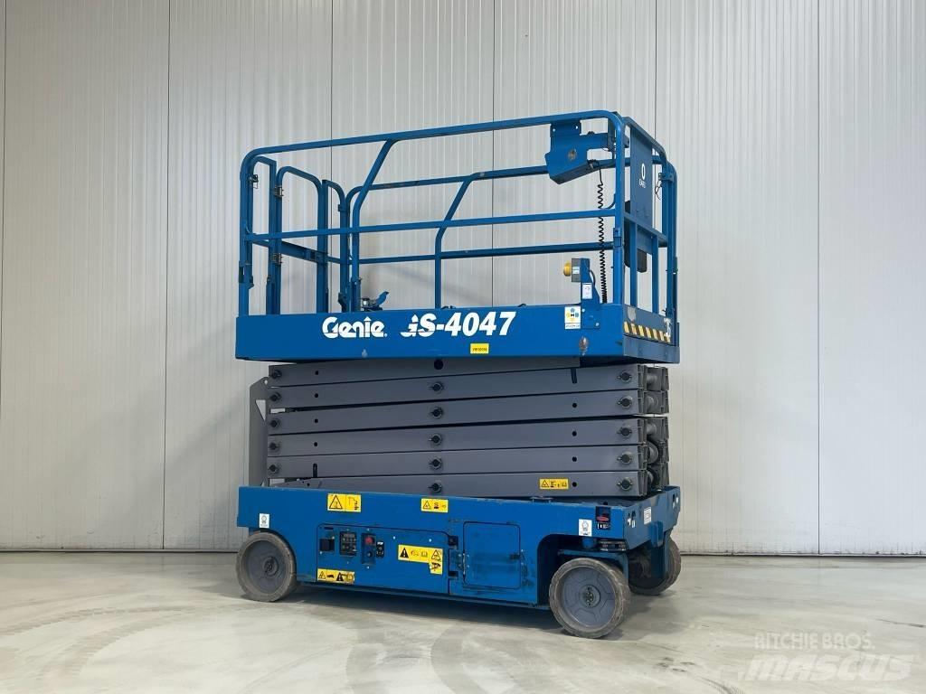 Genie GS-4047 Šķerveida pacēlāji