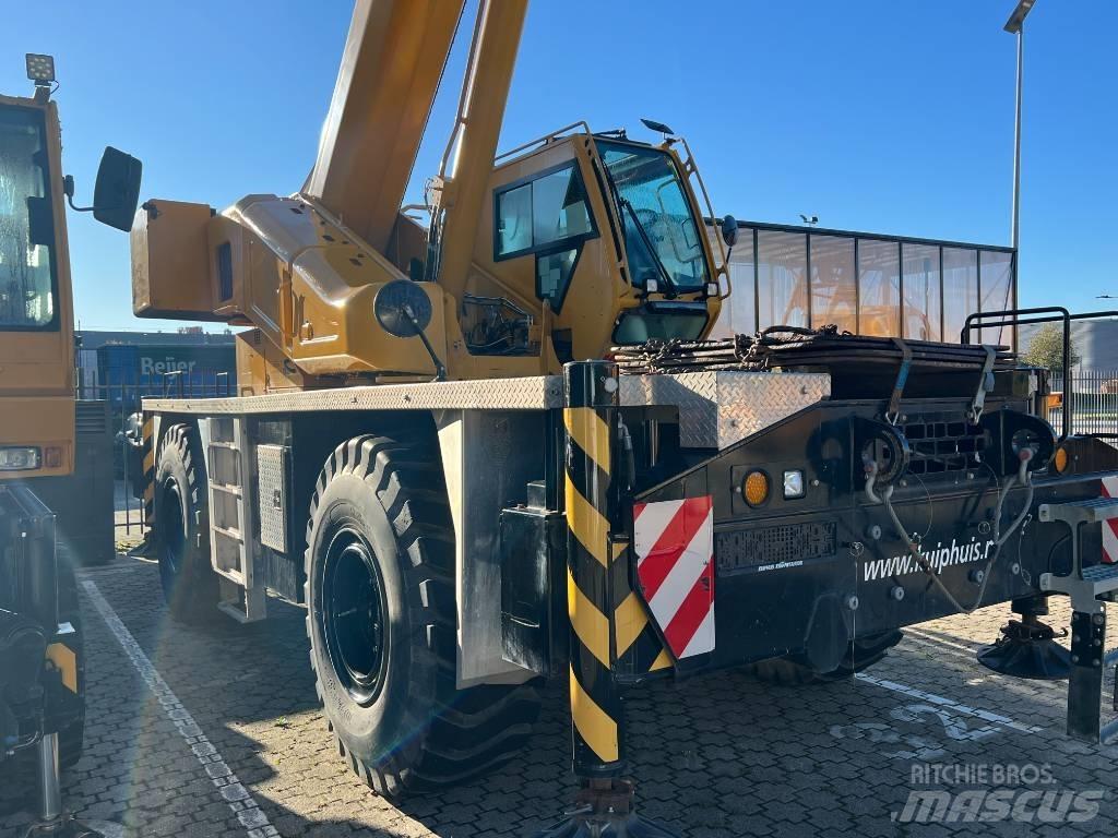 Grove GRT 655 L Celtņi nelīdzenām virsmām