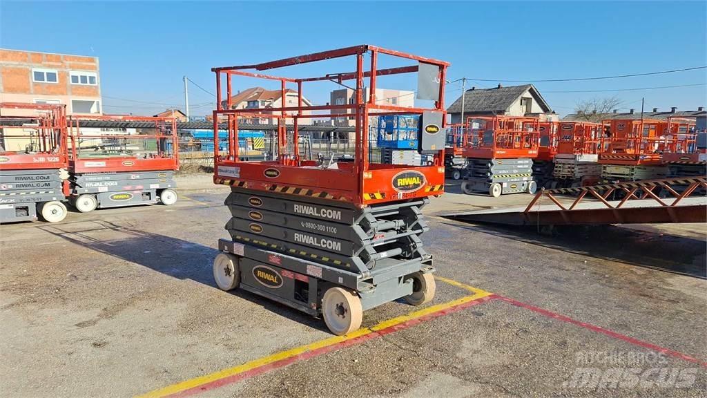SkyJack SJIII4632 Šķerveida pacēlāji