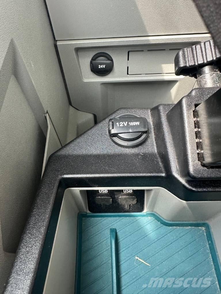 Volvo EC 220 EL Kāpurķēžu ekskavatori