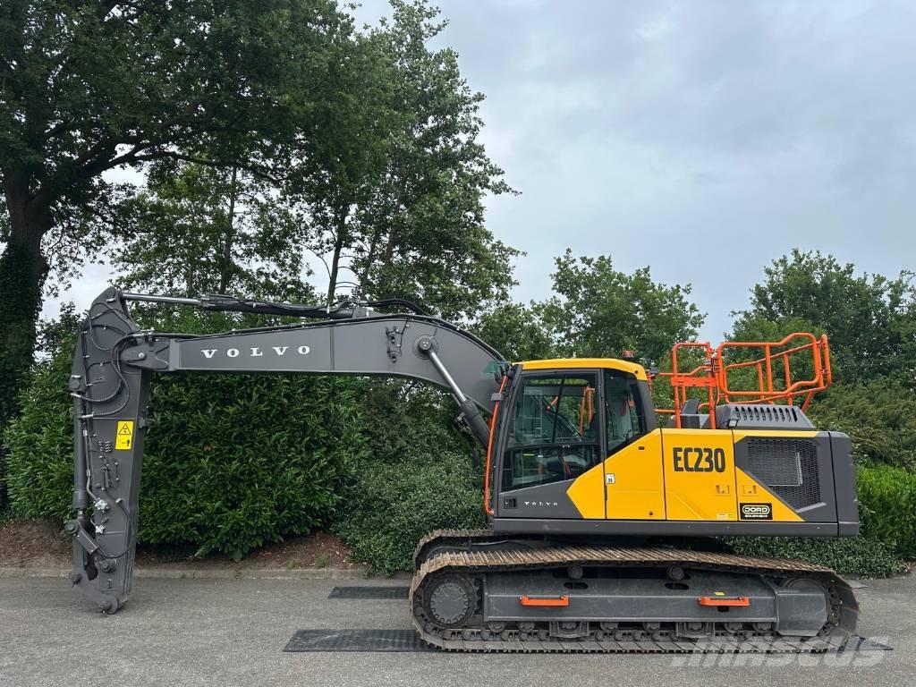 Volvo EC 220 EL Kāpurķēžu ekskavatori