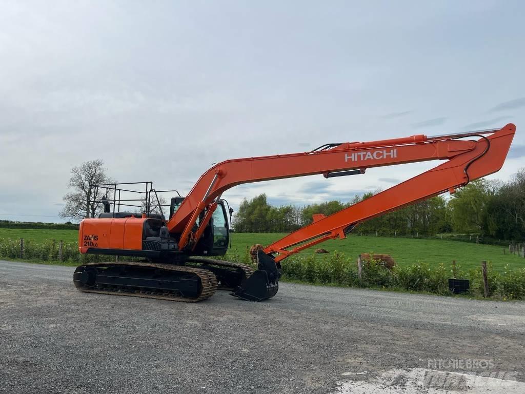 Hitachi Zaxis 210 LC Ekskavatori tālās sniedzamības darbiem