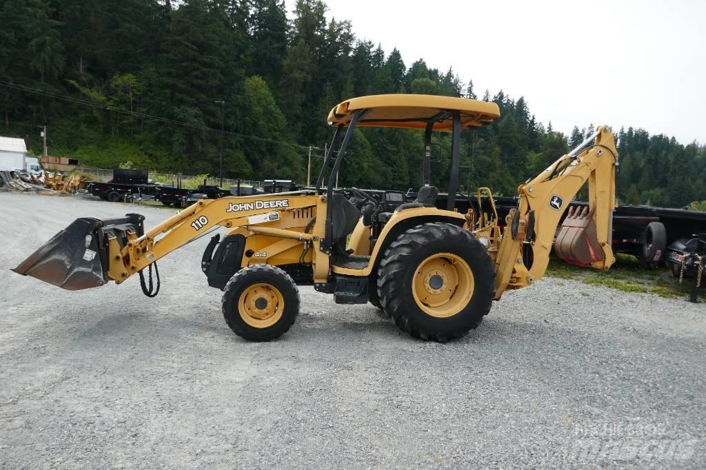 DEERE 110 Ekskavatori-iekrāvēji