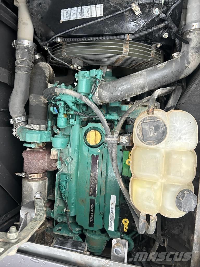 Volvo EC 140 EL Kāpurķēžu ekskavatori