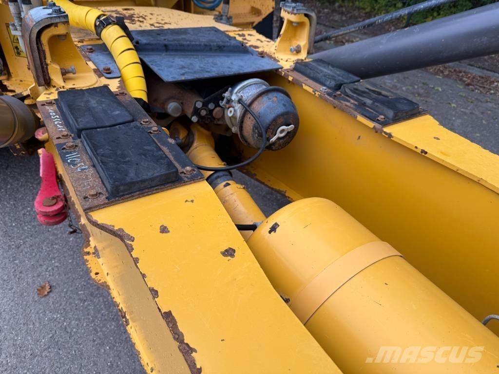 Volvo A 25 D Artikulētie pašizgāzēji