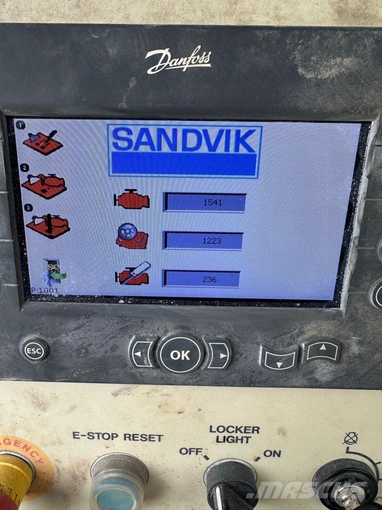 Sandvik QJ 241 Mobilie drupinātāji