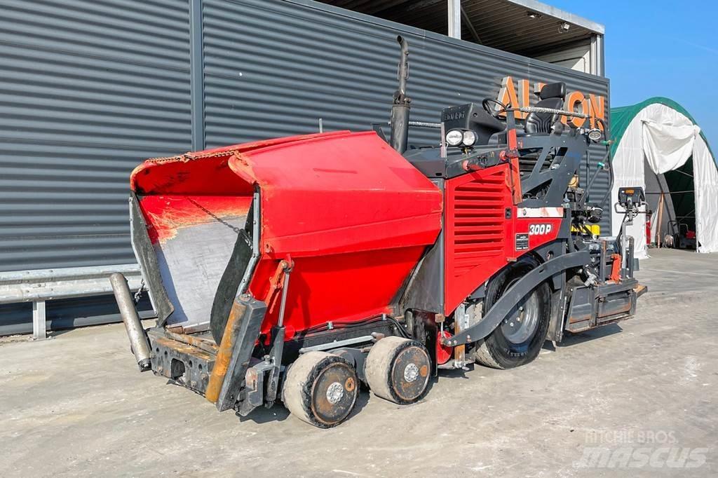 Bomag BF 300 P Asfalta klājēji