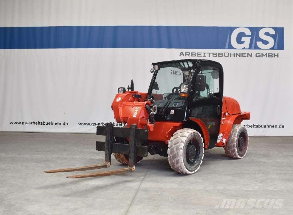 JCB 520-40 4WS Teleskopiskie manipulatori