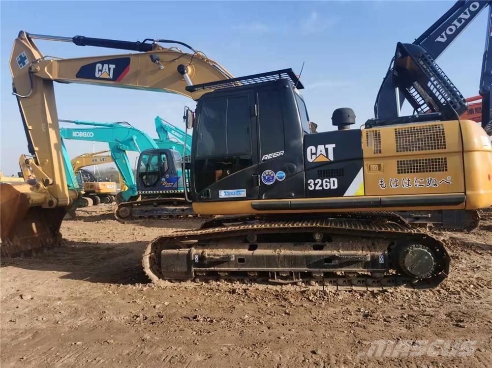 CAT 326D Kāpurķēžu ekskavatori