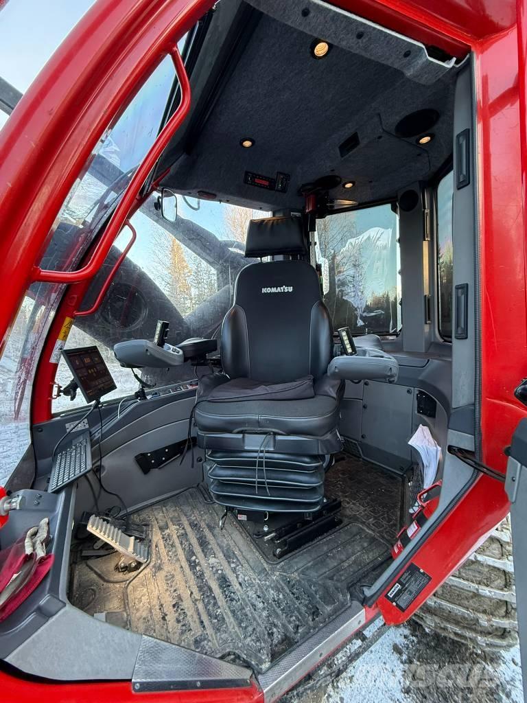 Komatsu 901 XC Harvesteri