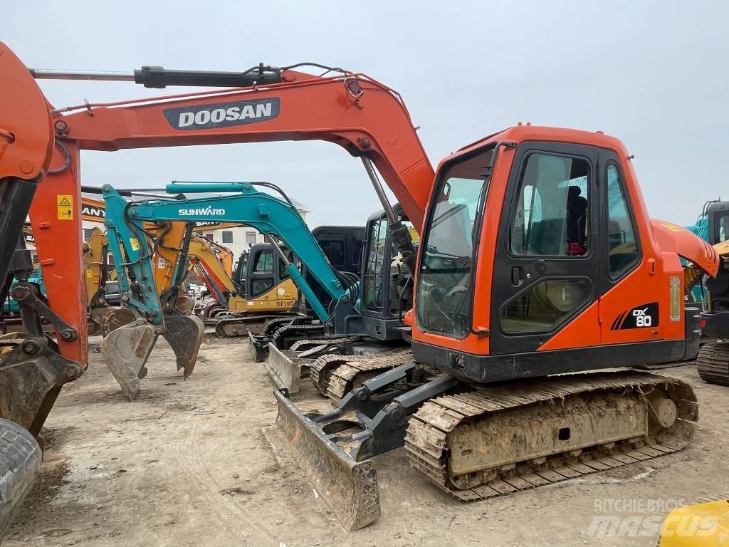 Doosan DX80 Mini ekskavatori < 7 t