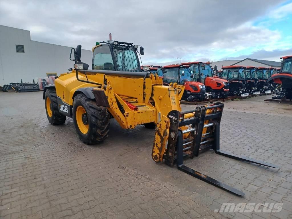 JCB 540-140 Teleskopiskie manipulatori
