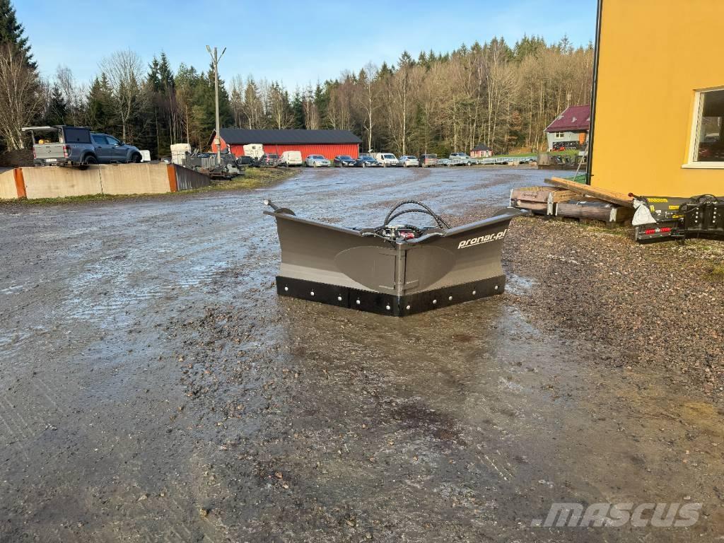 Pronar PUV 2600 M Sniega naži un tīrītāji