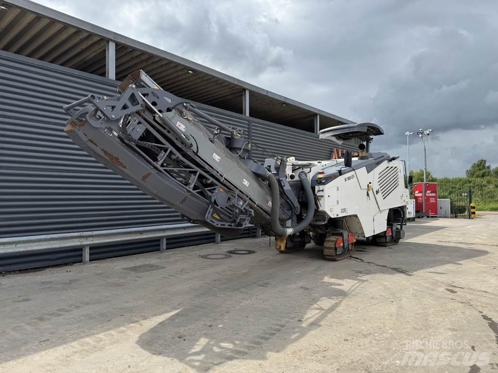 Wirtgen W 100 CFI Asfalta dzesēšanas iekārtas