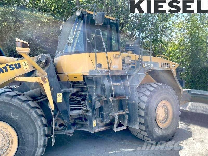 Komatsu WA 500-6 Iekrāvēji uz riteņiem