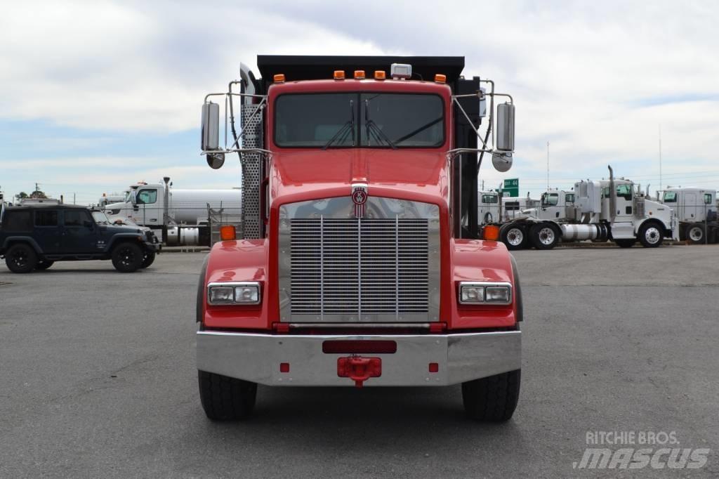 Kenworth T 800 Pašizgāzējs