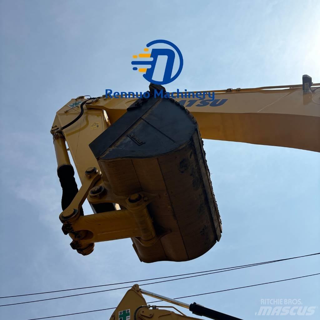 Komatsu PC450-8 Kāpurķēžu ekskavatori