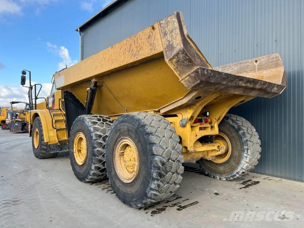CAT 735 | 735B Artikulētie pašizgāzēji