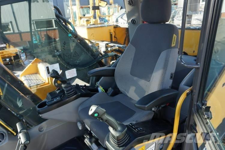 Volvo EC 250 E NL Kāpurķēžu ekskavatori