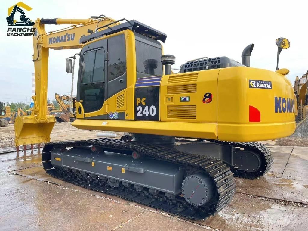 Komatsu PC240 Kāpurķēžu ekskavatori