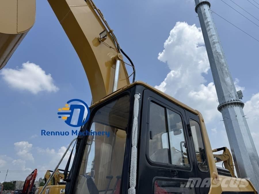CAT 320 B L Kāpurķēžu ekskavatori