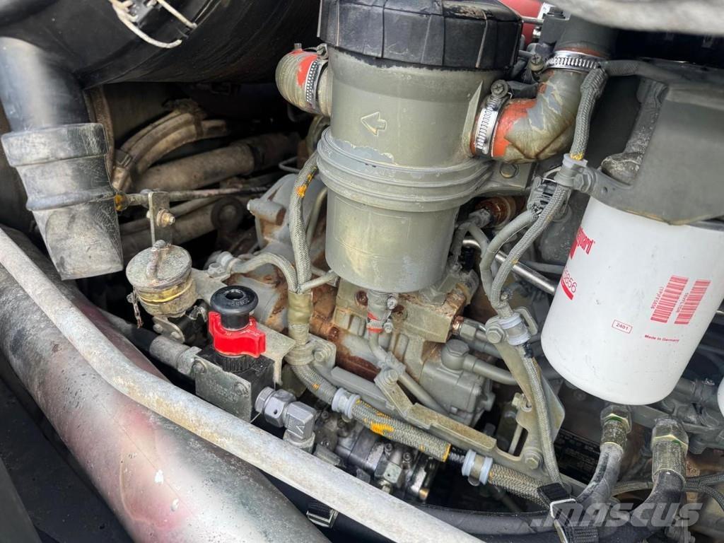 Sennebogen 818M Industriālie iekrāvēji