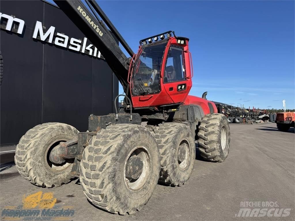 Komatsu 951 Harvesteri
