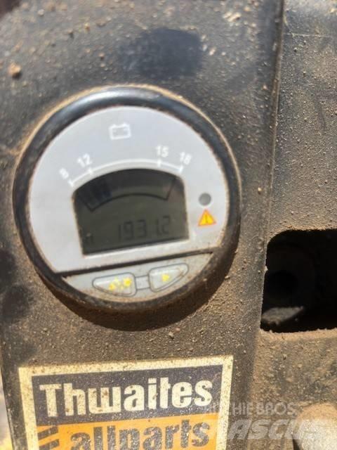 Thwaites 6T Mini pašizgāzēji