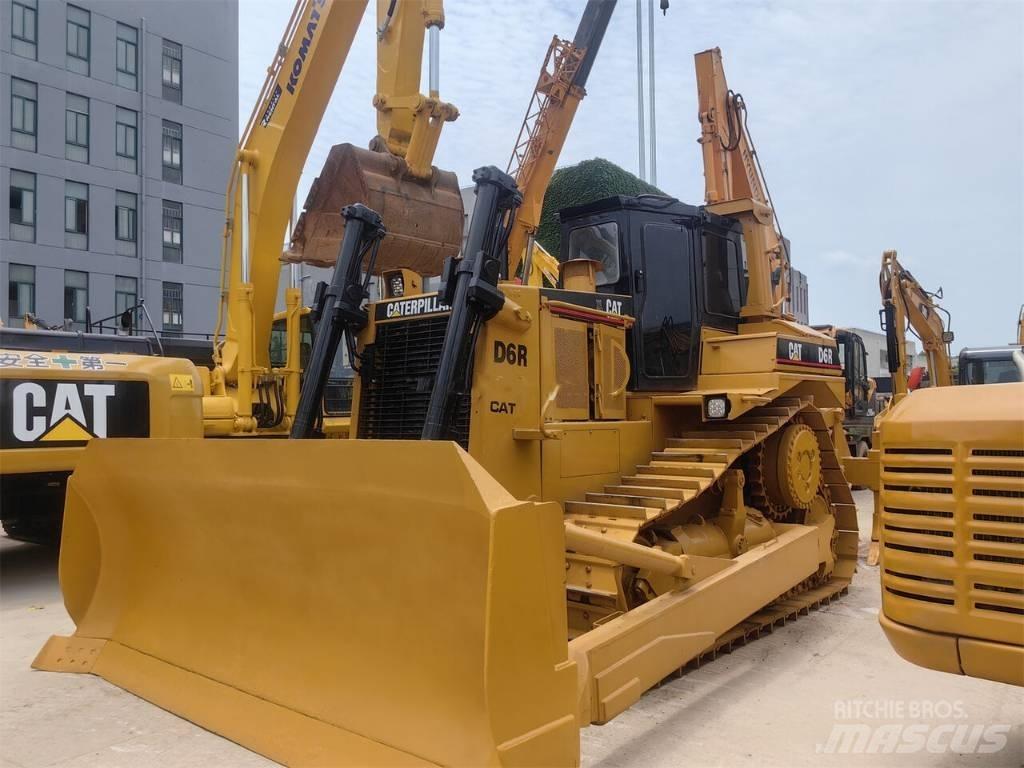 CAT D 6 R Kāpurķēžu buldozeri
