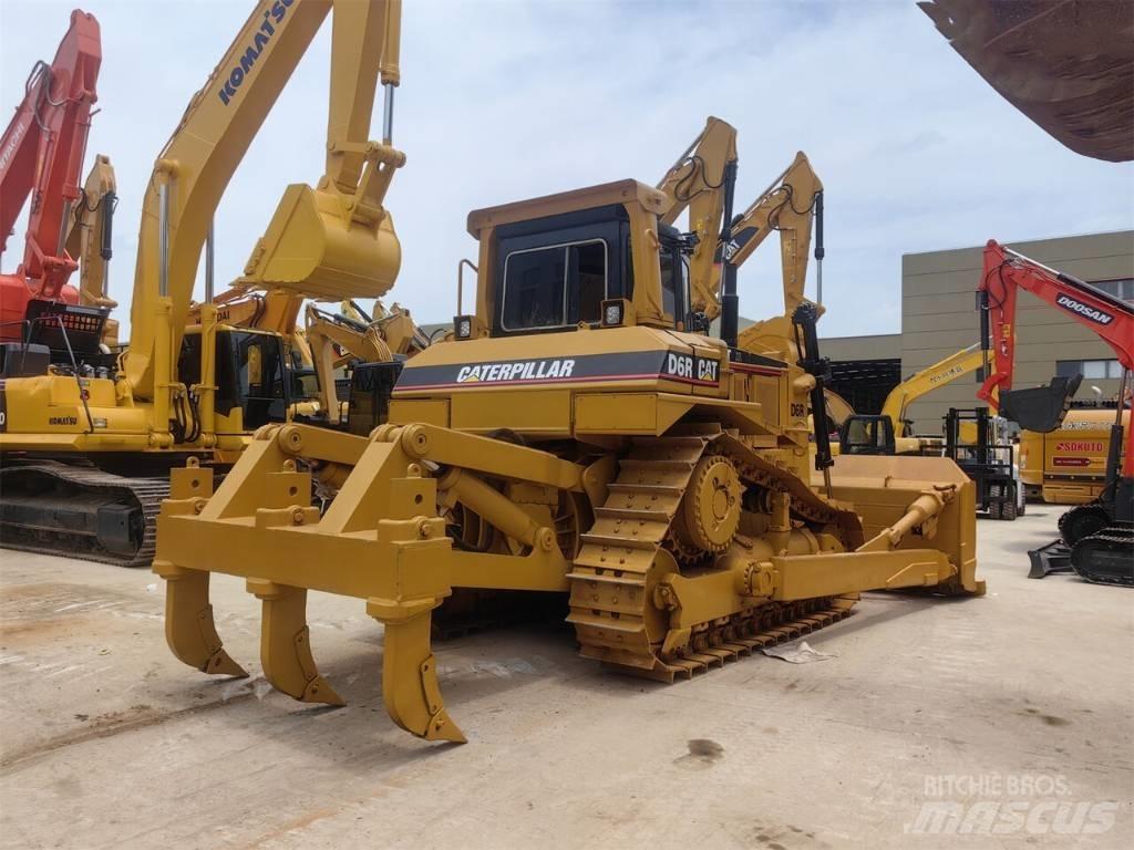CAT D 6 R Kāpurķēžu buldozeri