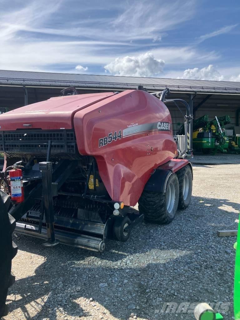 Case IH RB 544 Rituļu preses