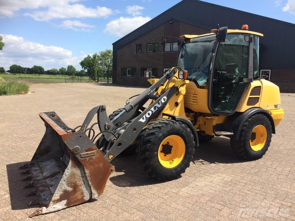 Volvo L 25 F Iekrāvēji uz riteņiem