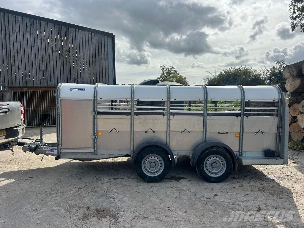 Ifor Williams TA 510 Dzīvnieku transportēšanas piekabes